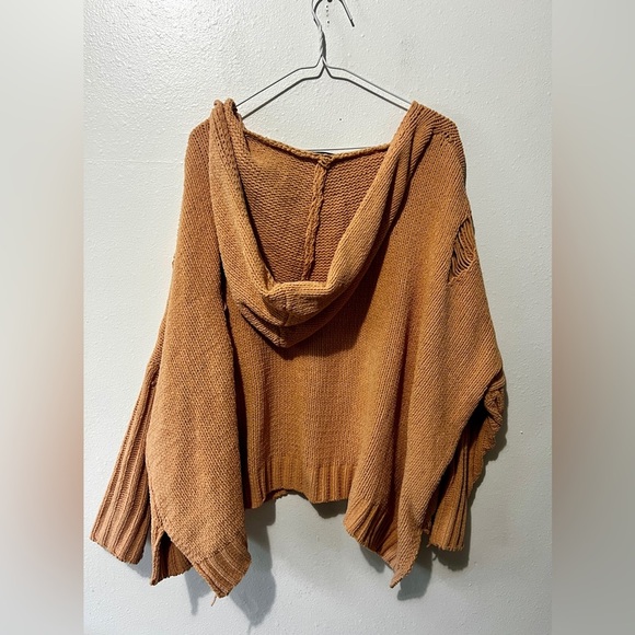 POL Oversized Chunky Knit Hooded Sweater - Small - Picture 6 of 10